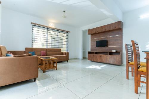 Thiruvananthapuram Villa | Mynest