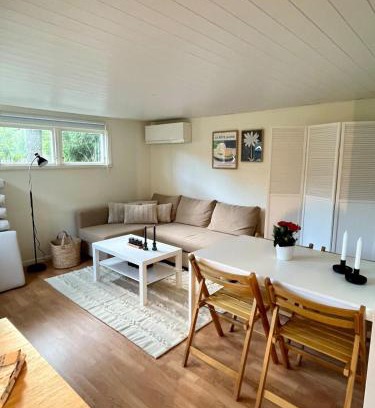 Vaxtorp House | Mysig skogsstuga mitt i naturen