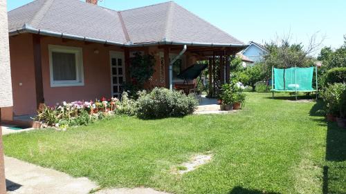 Balatongyorok Apartment | Németh Apartmanház