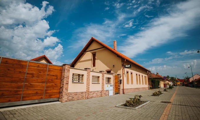 Morahalom Apartment | Németh Apartmanházak