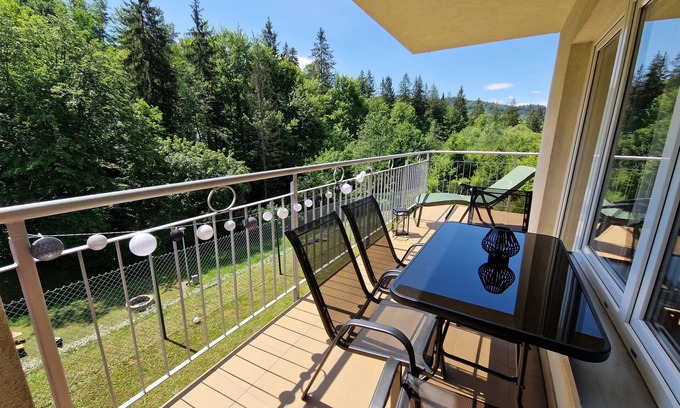 Wisla Apartment | Na Bukowej Scenic Apartment with Large Terrace