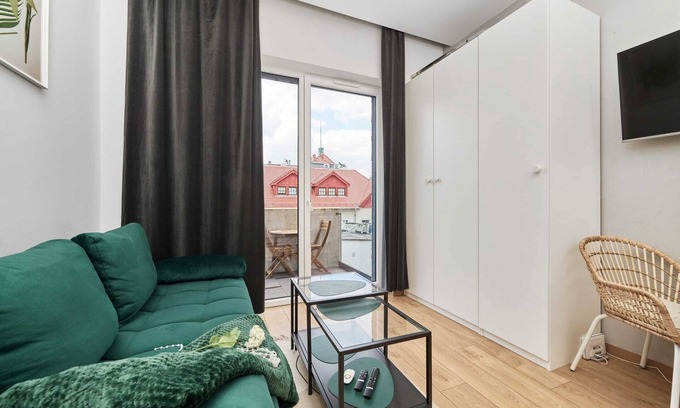 Krzyki Apartment | Na Grobli 36 | Functional Studio | Desk