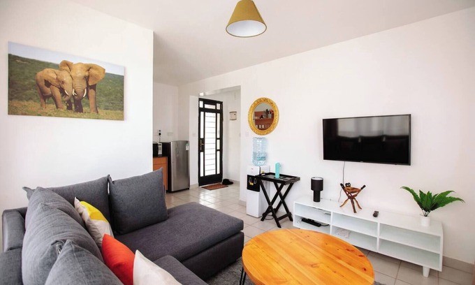 Riruta Apartment | Nairobi Oasis: Chic 1BR Retreat