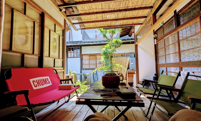 Ozu Villa | Named one of the top 100 sustainable tourism destinations in the world! 110 year old casual villa for private rental in the middle of Ozu Castle Town