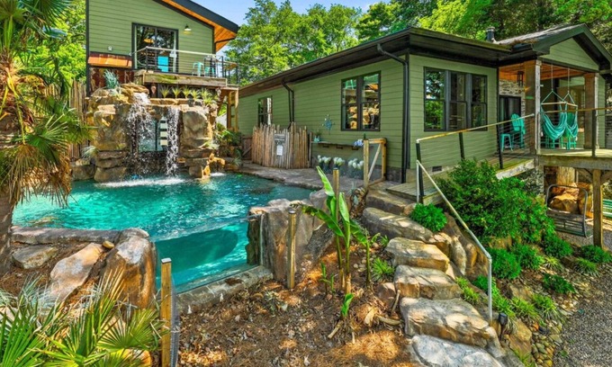 Sherrills Ford House | Nancy Key w/Pool, Wine Cave, Optional Boat Rental