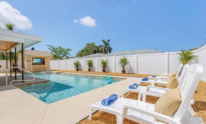 Central Naples House | Naples Fl , Paradise Pool Home