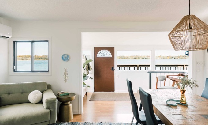 North Port House | Narrows Nook - Prince Edward County Waterfront