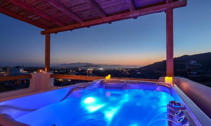 Naxos Town Apartment | Naxos Pantheon Luxury Apartments