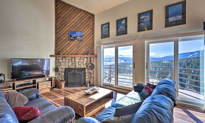 Wildernest Condo | Near Hiking: Mtn-View Condo in Silverthorne!