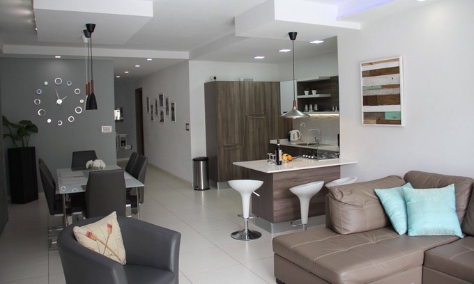 Madliena Apartment | Near the seafront, the beach and the pubs