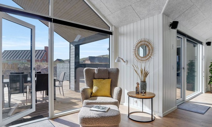 Bjerregard Strand House | "Nedelka" - 100m from the sea by Interhome