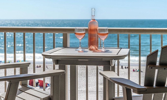 Gulf Shores Condo | ! NEED SAND BETWEEN YOUR TOES? Driftwood Towers 6B. Right on the Beach.