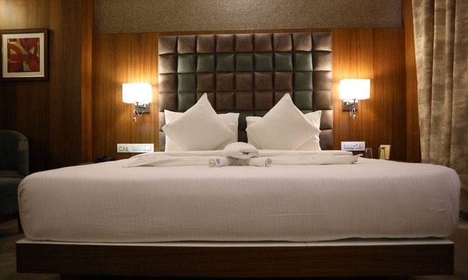 Rajkot Hotel | Neel's City Resort