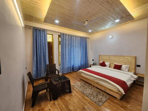 Chakrata Hotel | Neerangana Retreat