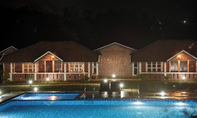 Sakleshpur Hotel | Neervana Resort