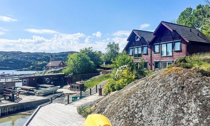 Bomlo House | Nesjaholmen by Interhome