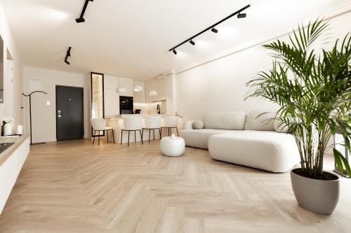 Baia Mare Apartment | Nest Inn Bouclé Apartment