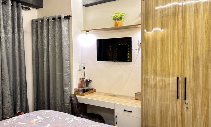 South West Apartment | Nesting Paradise By Payal Ghosh