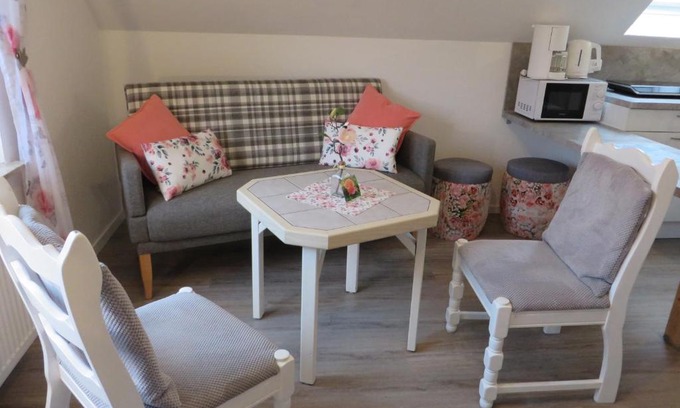 Westerholt Apartment | NEU Ferienwohnung Wellenrauschen