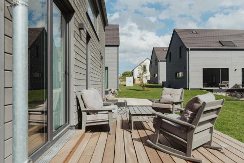 Sagard House | NEU "Rügen Resørt Sagard" großzügige, gemütliche Doppelhaushälfte "Piet" mit Terrasse