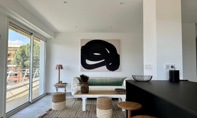 Juan-les-Pins Apartment | NEUF - Appartement neuf proche plages - Clim, WIFI
