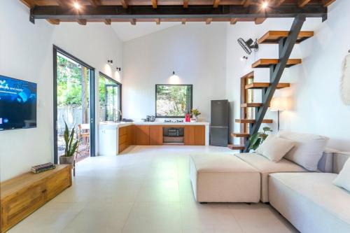 Jimbaran Villa | NEW! 1BR Villa, Home to You, Uluwatu