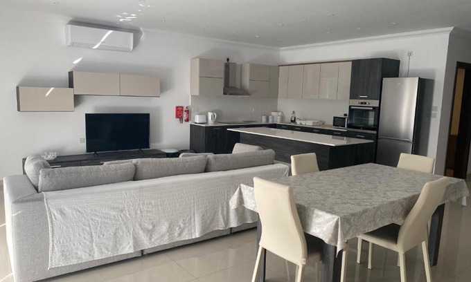 Zurrieq Apartment | New 3 bedroom apartment close to Airport