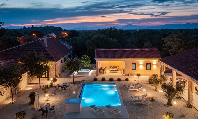 Razvode House | NEW! 3 bedrooms, 2 bathrooms within WINERY, infinity pool, vineyard view