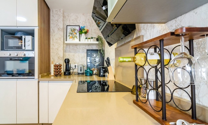 Ciudad Jardin Apartment | New apartment 500m from the Jewish quarter