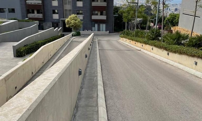 Duhur ash Shuwayr House | New apartment in Tilal Fanar resort, pools,Tennis