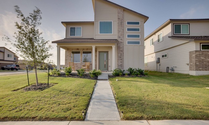 Wellborn House | New-Build College Station Home, Near Texas A & M!