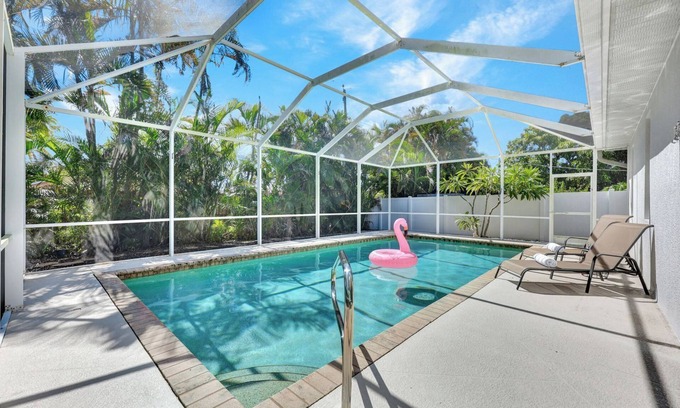 Naples Park House | New Coastal Retreat | Pool | Bikes | Beach Nearby
