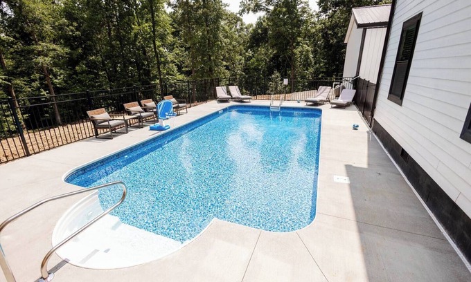 Cadiz House | New! Dock! Pool! Hot Tub! Games! 8 Bedroom!