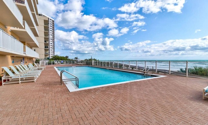 Daytona Beach Shores Apartment | New Elegance-on-the-Oceanfront