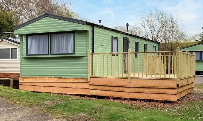 Kinclaven House | New for 2019. Contemporary caravan with one double and two twin.