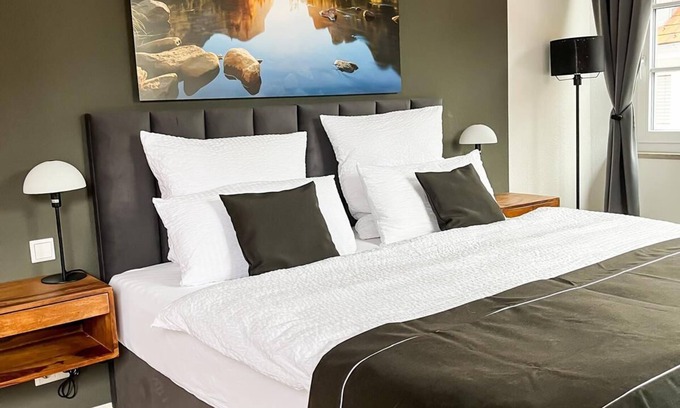 Isny im Allgaeu Apartment | New! Holz & Hirsch Deluxe Hideaway