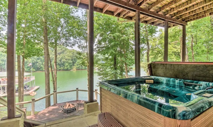 Seneca House | NEW! Lakefront Seneca Hideaway w/Fire Pit & Decks