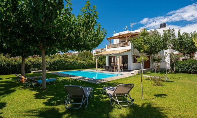 Pitsidia Villa | New large villa with private pool