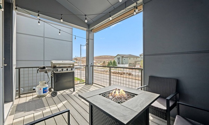 Broomfield House | New Listing! Central to Boulder and Denver - Firepit