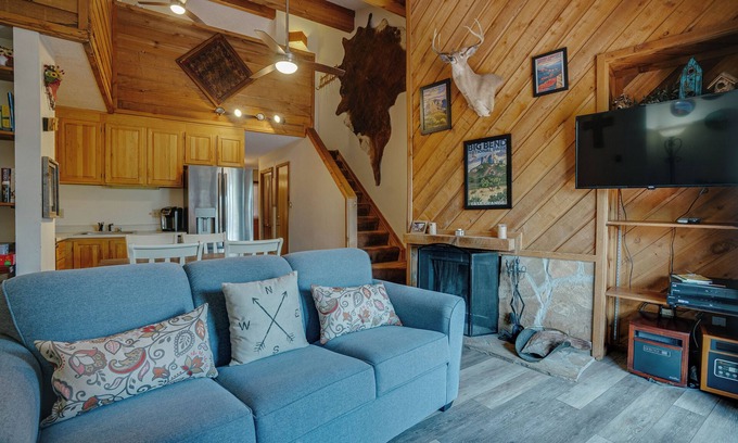 Angel Fire Condo | New listing! Condo within walking distance of the lift
