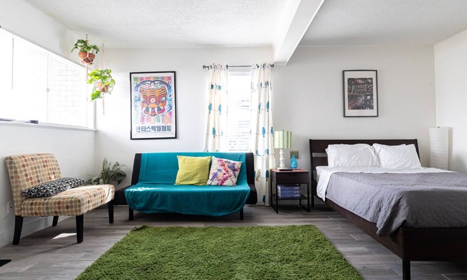 Johnston Terrace Apartment | New Listing! Thrifty + functional studio near airport/ downtown