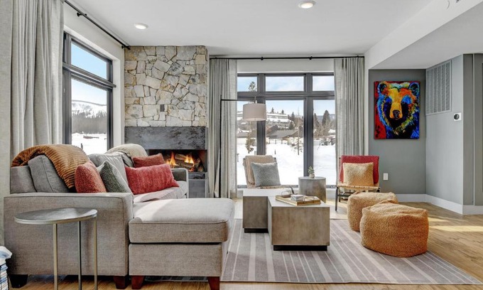 Winter Park House | New Luxury 2205 I Hot Tub I Peloton Bike I AC I Great Views I Best Price I FREE Adventures Daily