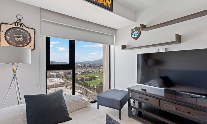 Angelopolis Apartment | New luxury apartment with amenities in Angelopolis area