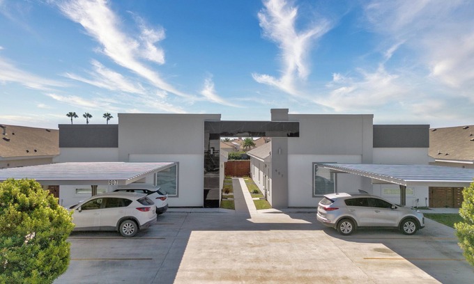 Pharr Apartment | New Luxury Apartment at Prime Location!