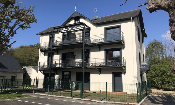 Beaucens Apartment | New luxury apartment ideal for spa guests, cyclists, hikers and skiers