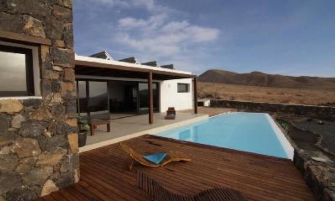 Tindaya House | New luxury villa, private with pool and stunning views
