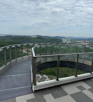 Nilai Apartment | New Mesahill premier residence with rooftop sky walk and sky lounge mountain view