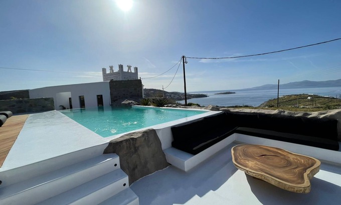 Mykonos House | New Nero Town Villa/3 Pools and Hot Tub/Perfect Location Mykonos town