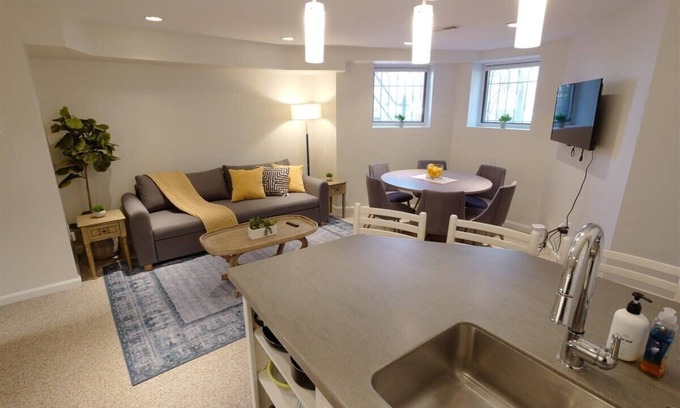 Capitol Hill Apartment | NEW On the Park! 2 bed Apt, Walk to Capitol & Parking!