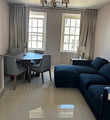 Old Town Apartment | New Royal Mile Residence Quiet Spacious and Comfortable Flat with Large Balcony and Great Views Top Floor No Lift